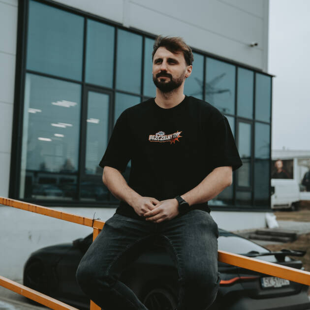 Koszulka PATRYK CAR DETAILING z wzorem BEZCZELNY TYP